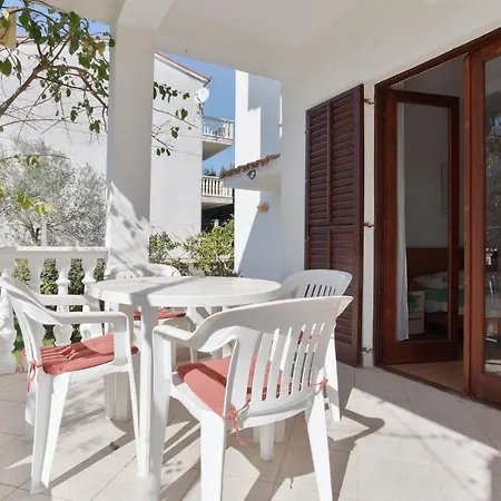 1 Bedroom Gorgeous In