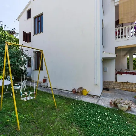 1 Bedroom Gorgeous In * Petrcane